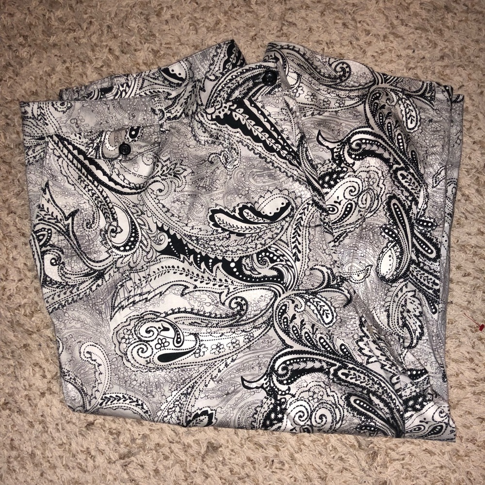 Susan Graver | Black and White Paisley Capri Pants